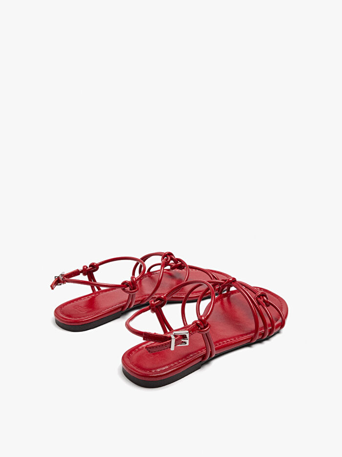 Düğüm Detaylı Düz Sandalet