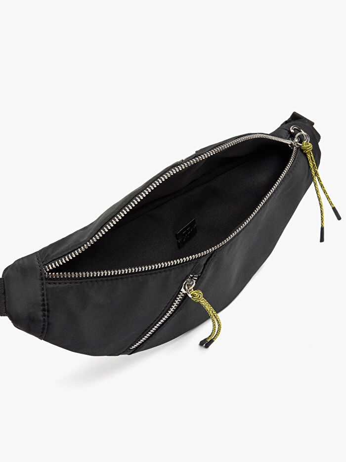 Düz Teknik Kumal Bel Çantası