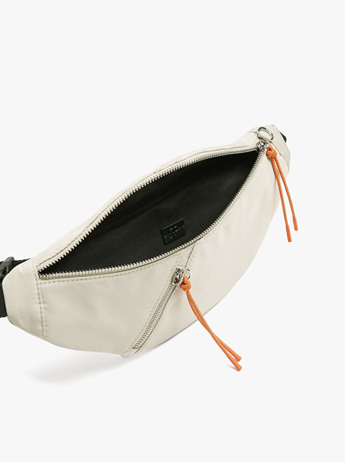 Düz Teknik Kumal Bel Çantası