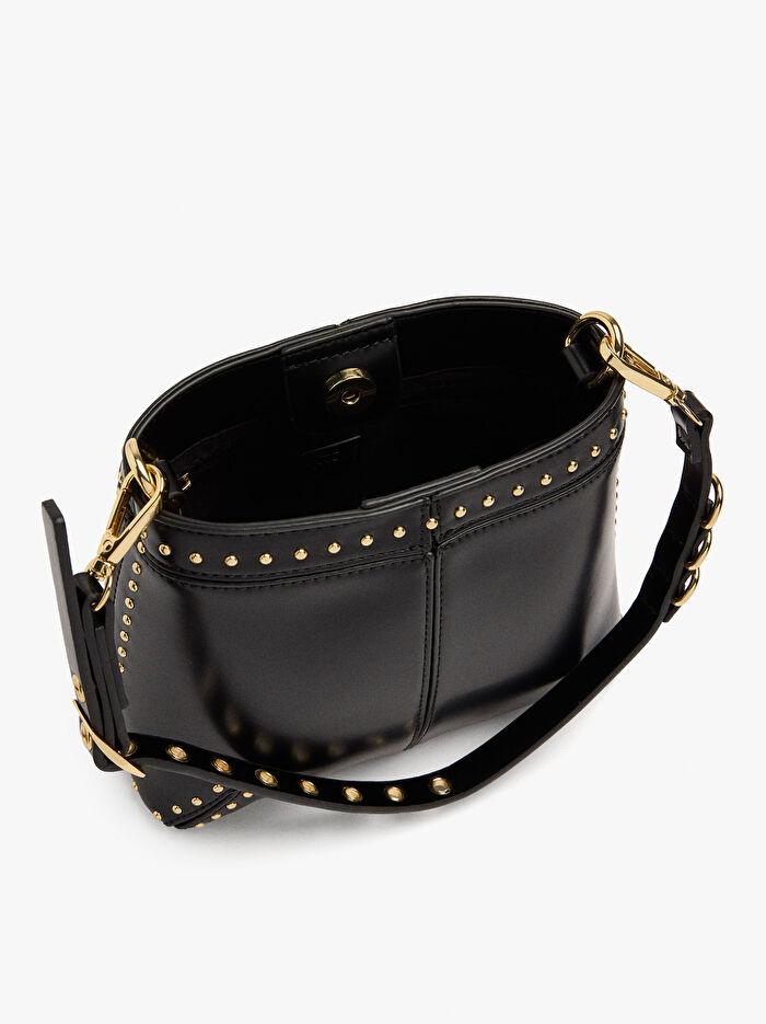 Zımba Detaylı Bucket Çanta