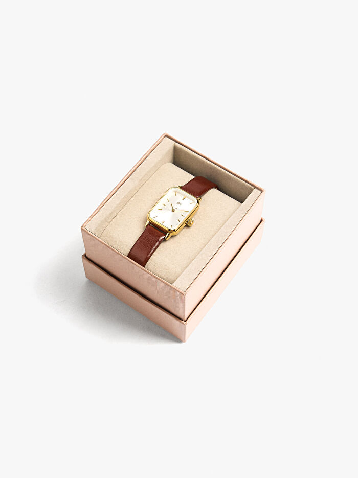 Deri Efektli Kayışlı Dikdörtgen Saat