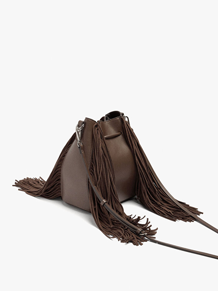 Uzun Püsküllü Bucket Çanta