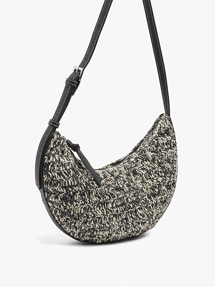 Hasır Efektli Yarım Ay Omuz Çantası