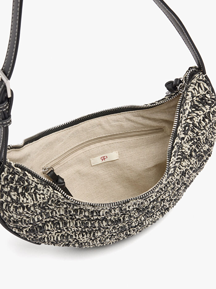 Hasır Efektli Yarım Ay Omuz Çantası