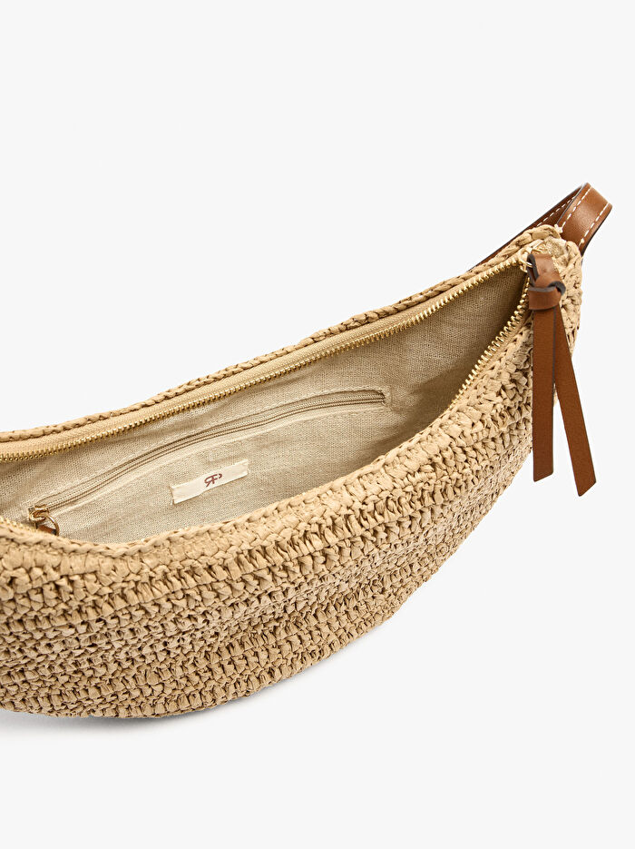 Hasır Efektli Yarım Ay Omuz Çantası