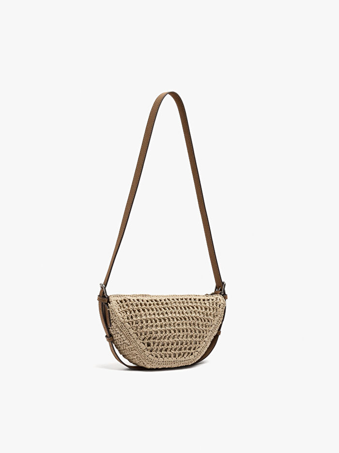 Hasır Efektli Oval Çapraz Askılı Çanta