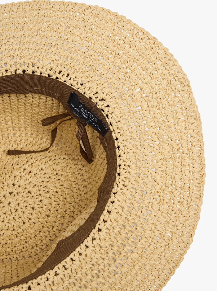 Hasır Görünümlü Şapka