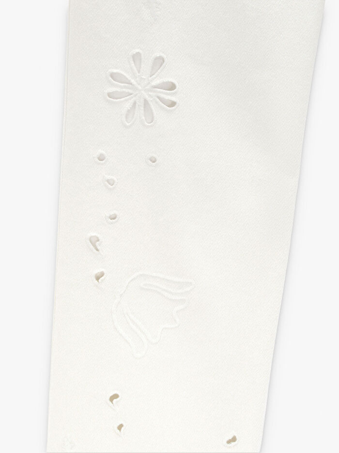 Delikli Nakışlı Pantolon %100 Pamuk