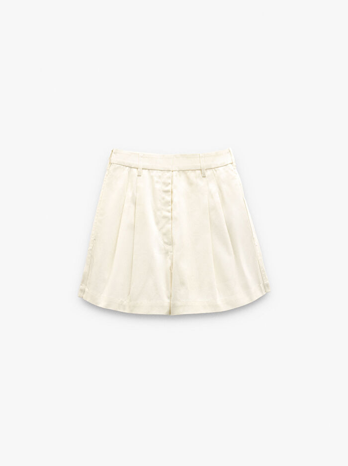 %100 Pamuklu Pileli Şort