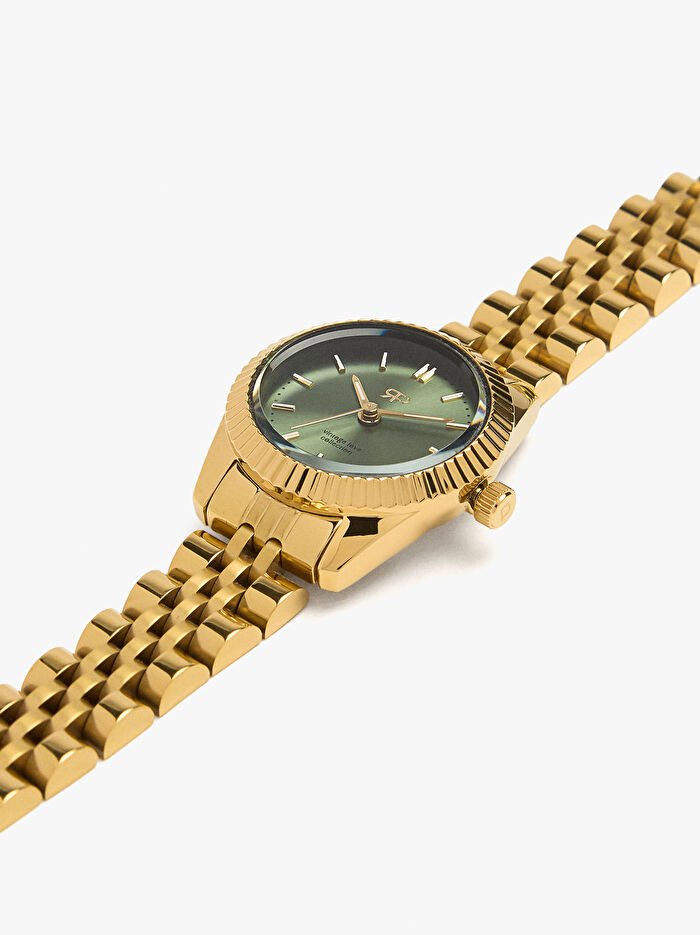 Paslanmaz Çelik Kordonlu Yuvarlak Saat