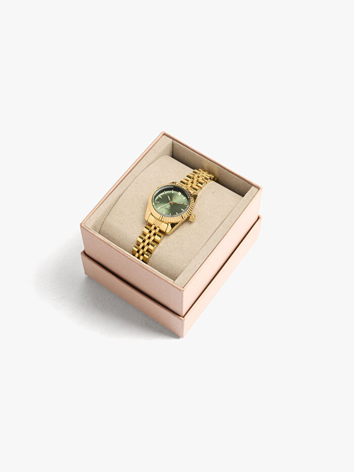 Paslanmaz Çelik Kordonlu Yuvarlak Saat