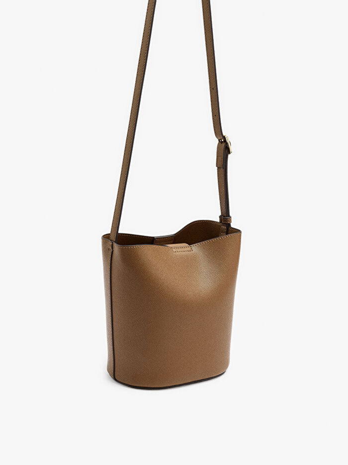 Dokulu İçi Çıkarılabilir Çapraz Askılı Çanta