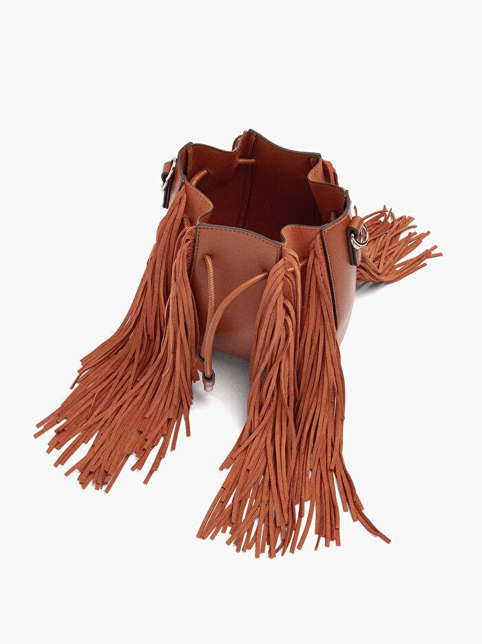 Uzun Püsküllü Bucket Çanta