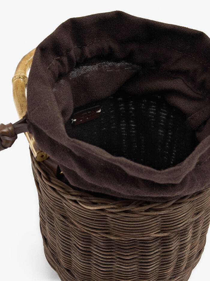 Bambu Detaylı Hasır Bucket Çanta