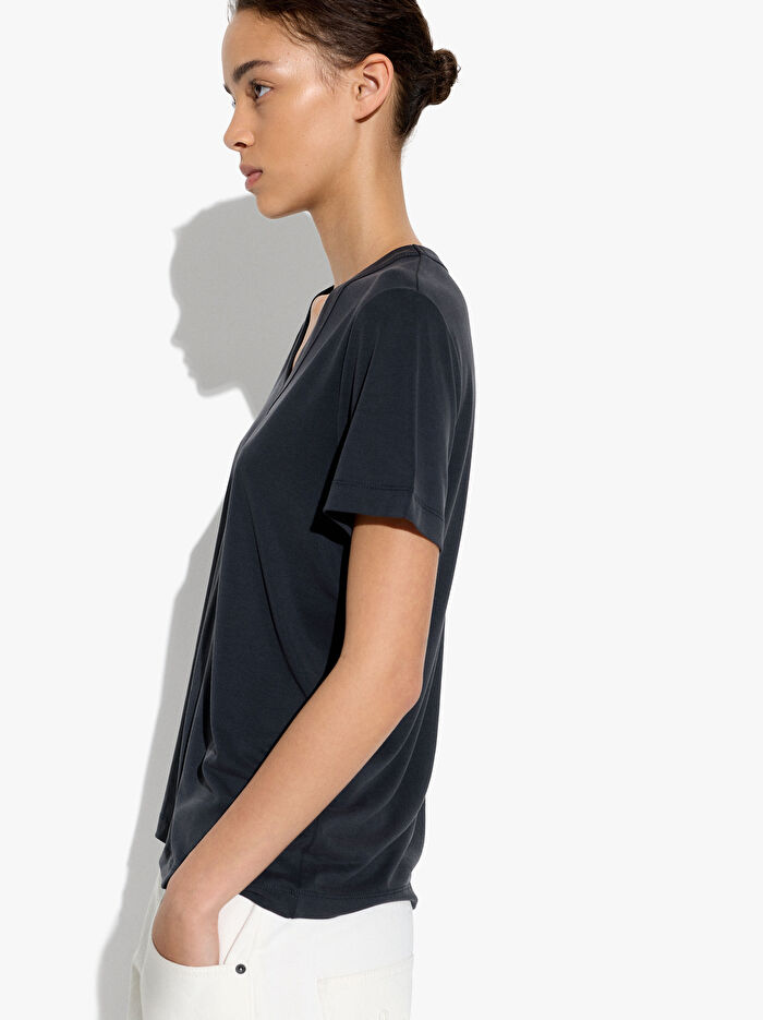 V Yaka T-Shirt