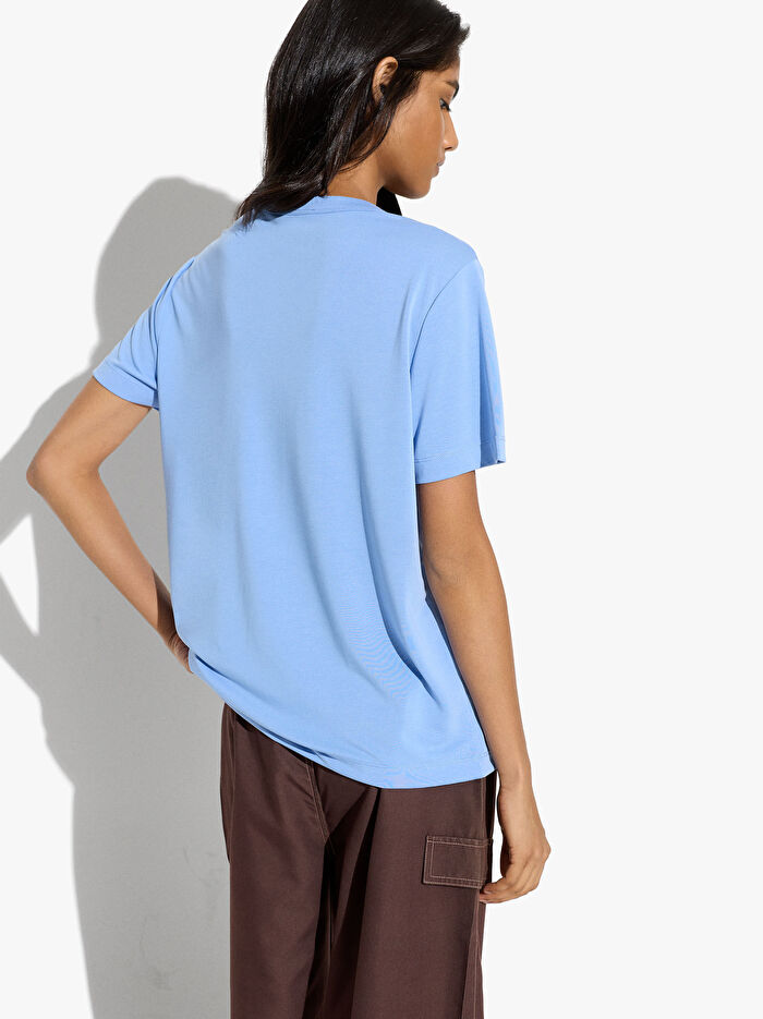 V Yaka T-Shirt