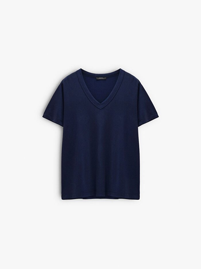 V Yaka T-Shirt