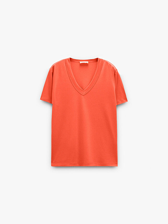 V Yaka T-Shirt